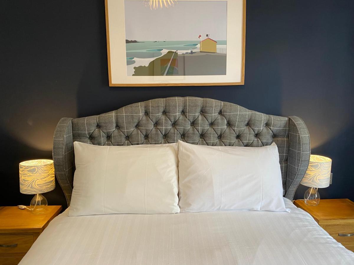 The Grosvenor Guest House بود المظهر الخارجي الصورة