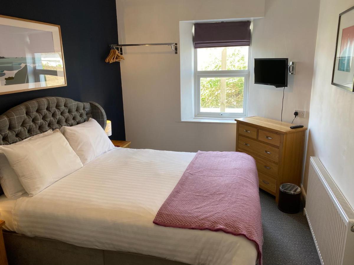 The Grosvenor Guest House بود المظهر الخارجي الصورة
