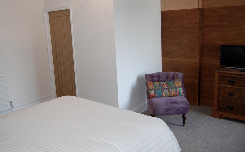 The Grosvenor Guest House بود المظهر الخارجي الصورة