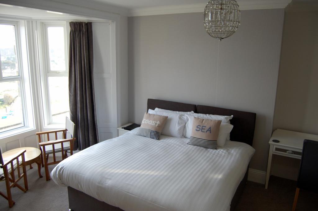The Grosvenor Guest House بود المظهر الخارجي الصورة